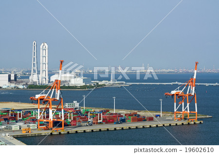Container wharf and power station desiring Ise Bay Container wharf and power station desiring Ise Bay 19602610