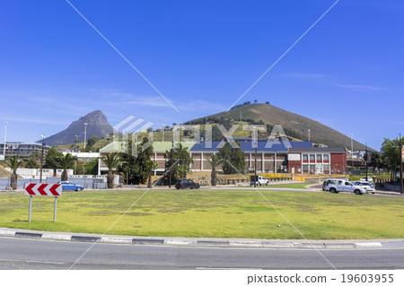 Cape Town skyline 19603955
