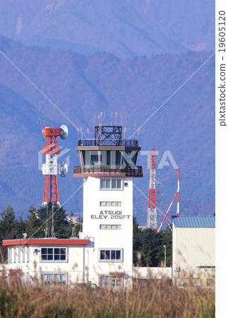 美國海軍厚木基地空中交通管制塔 19605120