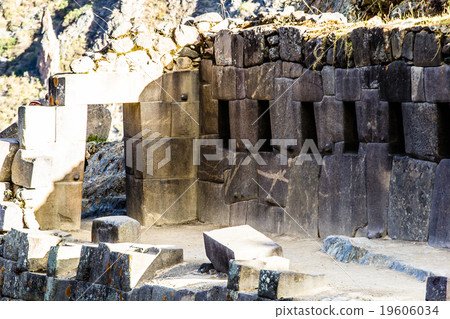 Ollantaytambo - old Inca fortress Ollantaytambo - old Inca fortress 19606034