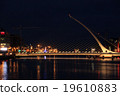 Samuel Beckett Bridge / Dublin / Ireland 19610883