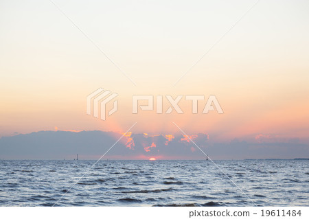 Sunset in the evening 19611484