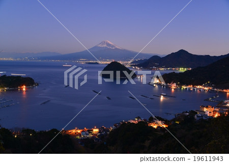 Fuji of Dawn from Uchiura Bay 19611943