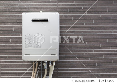 Water heater  19612390