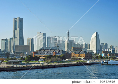 Minato Mirai District 19612656