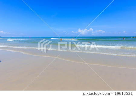 Blue sea and blue sky at hua hin, thailand Blue sea and blue sky at hua hin, thailand 19613521