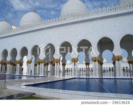 Sheikh Zayed Grand Mosque 19613628