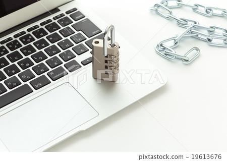 Personal computer and padlock office security Personal computer and padlock office security 19613676