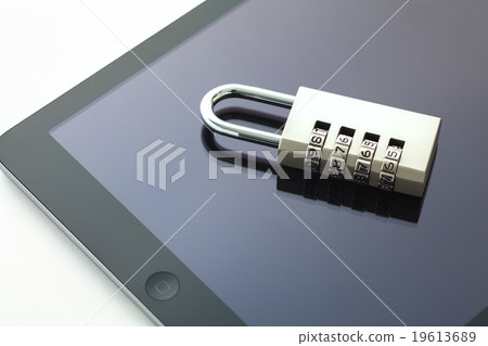 Tablet and padlock 19613689