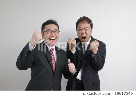 高級男性·膽量姿勢 19617549