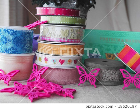 Ribbon image 19620187