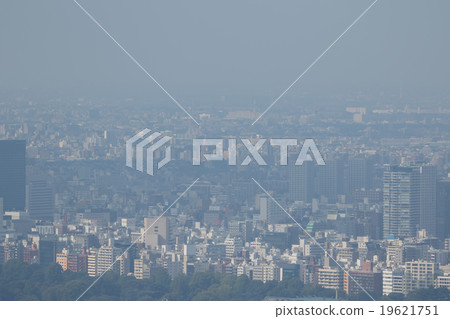空氣污染PM 2.5污染城市風景摩天大樓集團東京都市健康損害污染光化學煙霧 空氣污染PM 2.5污染城市風景摩天大樓集團東京都市健康損害污染光化學煙霧 19621751