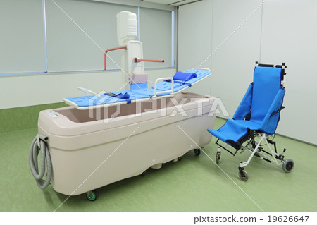 Nursing home bathroom 19626647