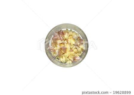 Fresh garlic Fresh garlic 19628899