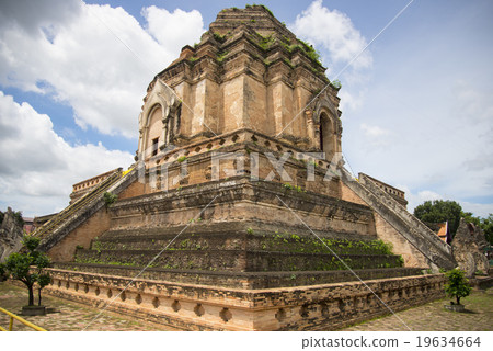 Chedi Luang Pagoda, Chiang mai, Thailand 19634664