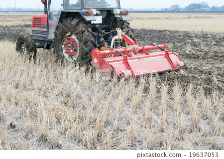 Plow the field B 19637053