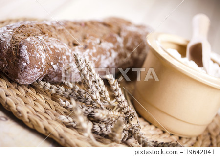 Rural concept of organic food 19642041
