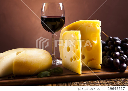 Still-life with cheese and wine 19642537