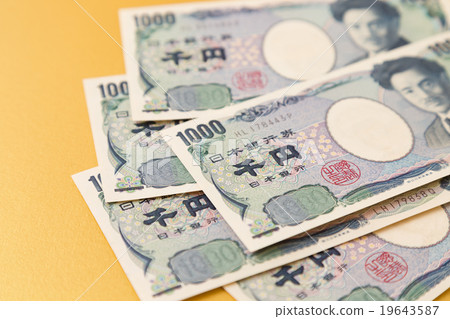 Money money back Money money back 19643587