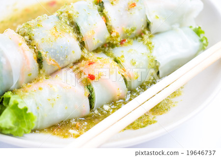 Thai noodle with spicy sauce. clean, healthy food 19646737