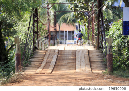 老撾Bambien市的橋樑 19650906