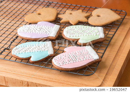 Christmas cookies on cooling rack. Christmas cookies on cooling rack. 19652047