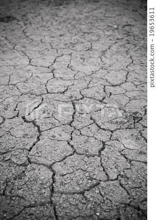 cracked clay ground 19653611