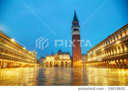 San Marco square in Venice, Italy 19658688