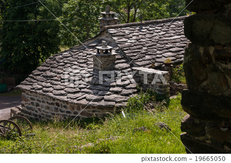 slate house in Auvergne 19665050