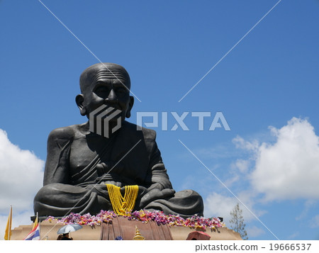 Big statue of Thai famous monk Huai Mongkol Temple Big statue of Thai famous monk Huai Mongkol Temple 19666537