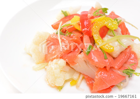 醃好吃的三文魚 19667161