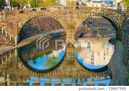 Spectacle bridge 19667368