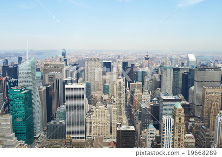 Cityscape view of Manhattan Cityscape view of Manhattan 19668289