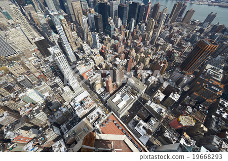 Cityscape view of Manhattan Cityscape view of Manhattan 19668293
