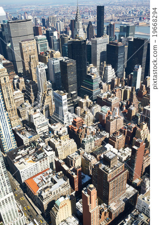 Cityscape view of Manhattan Cityscape view of Manhattan 19668294