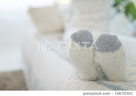 One scene in bed 19670302