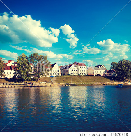Minsk Downtown View with Svisloch River 19670768