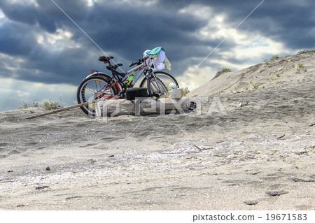 Bike along the Coast Bike along the Coast 19671583