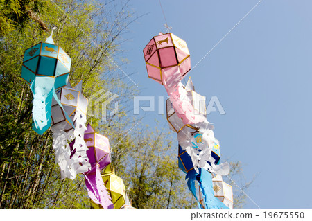 paper lantern in lanna-style 19675550