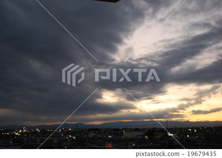 雲 19679435