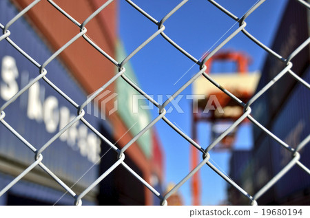鐵絲網：集裝箱堆場 19680194