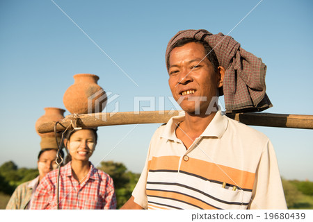 Group Asian Burmese traditional farmers Group Asian Burmese traditional farmers 19680439