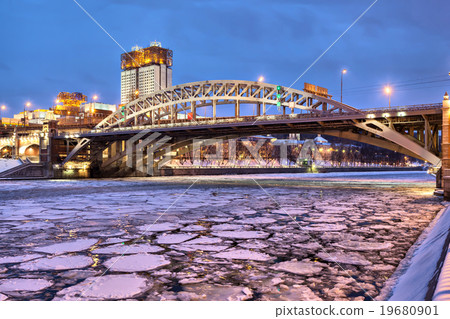 Andreevsky bridge and building of Science Academy 19680901