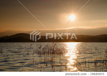 Beautiful autumn sunrise or sunset with Reflection 19680935