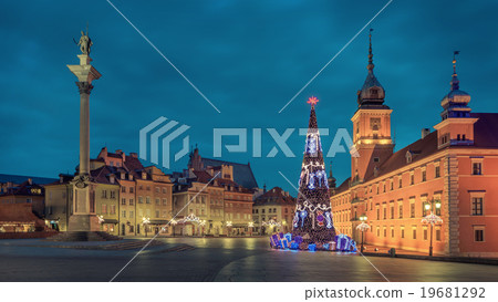 Christmas tree in old Warsaw Christmas tree in old Warsaw 19681292