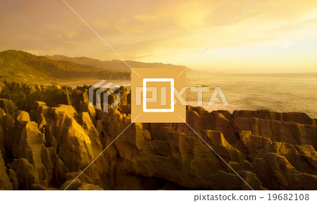 Panaroma Of Pancake Rocks In The Scenic Mountains Concept 19682108