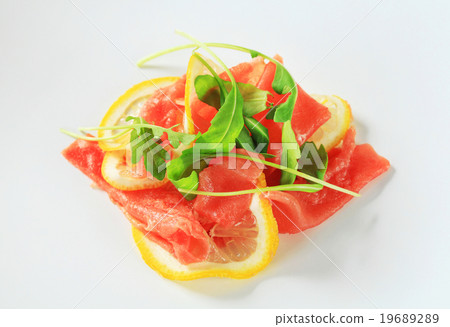 Lemon and beef Carpaccio Lemon and beef Carpaccio 19689289