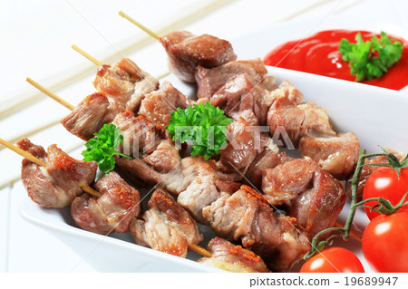 Pork skewers 19689947