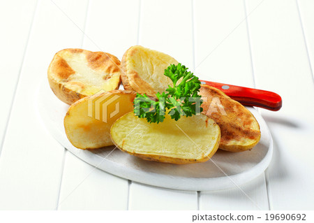 Roasted potatoes Roasted potatoes 19690692