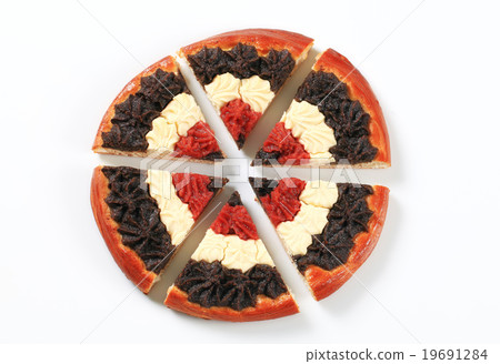 Traditional Czech kolache 19691284